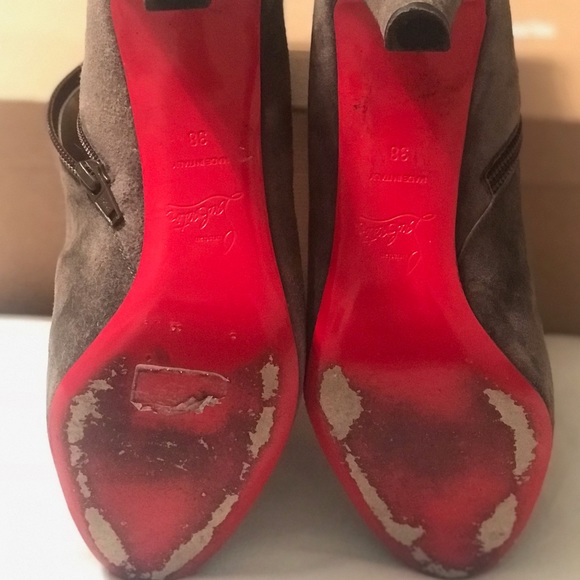Authentic Christian Louboutin suede gray boots - Picture 5 of 7